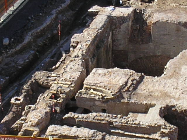 When work on Metro C exposes Piazza Venezia in 2006 3