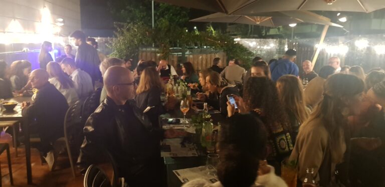 #RomeExpats Meetup: Welcome to Rome Aperitivo | Trastevere 10 Rome Expats Meet up figli delle stelle roma ostinese 1 768x373