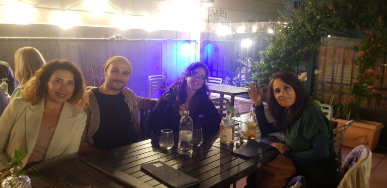 #RomeExpats Meetup: Welcome to Rome Aperitivo | Trastevere 8 Rome Expats Meet up figli delle stelle roma ostinese 9 768x373