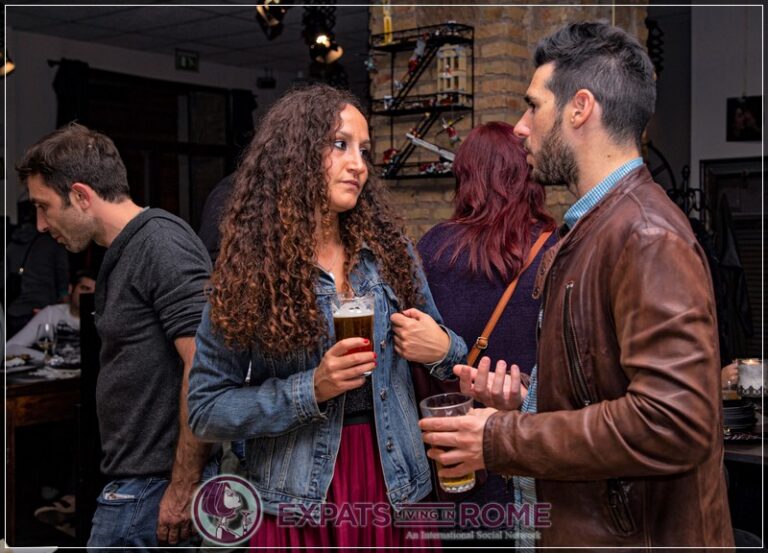 #RomeExpats Meetup: Welcome to Rome Aperitivo @Hard Rock Cafe 11 IMG 9539 768x553