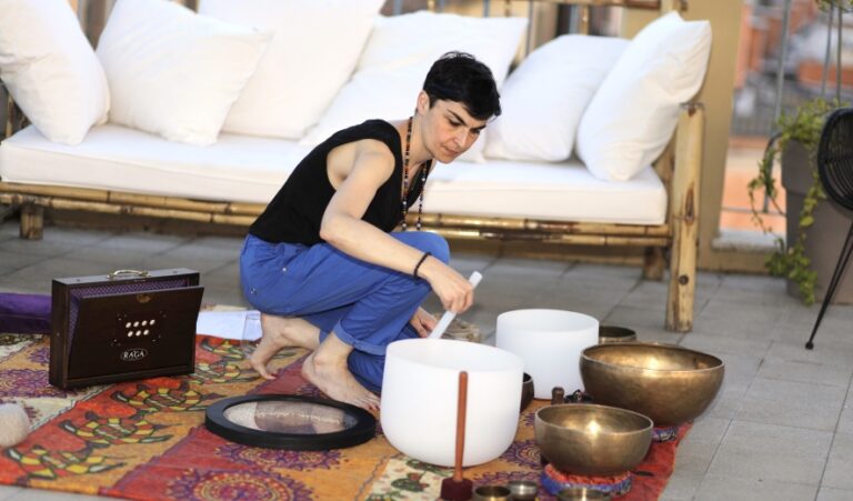 Find your balance in Rome with Sound Healing and Sound & Voice Therapy with the BAST method | Chiara Toscano – Ametista Blu 5 5 768x451