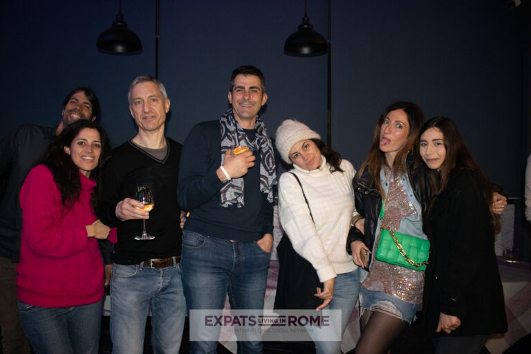 RomeExpats: Tuesday Let's get Social Aperitivo | Piramide 13 03 Expats Rome Italy 2023 events culture meetups rooms rental 768x512