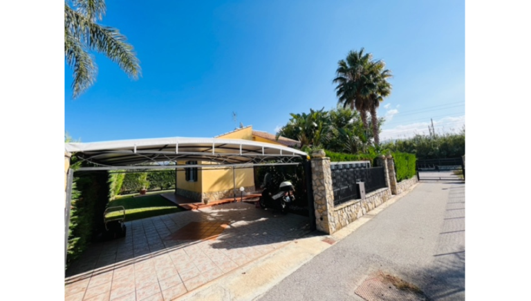Villa for Rent in Campofelice di Roccella, Palermo, Sicily: Offering Abundant Space and Serene Surroundings 13 2 villa for rent campofelice di roccella palermo expats living in rome 1 768x435