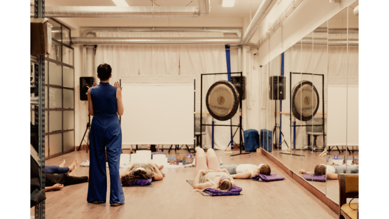 6 chiara toscano expats living in rome italy sound healing sessions events 768x432