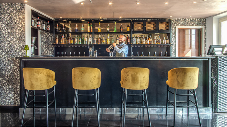 5 Rome expats meetup hotel la griffe rome italy makes international friends in Rome 768x428