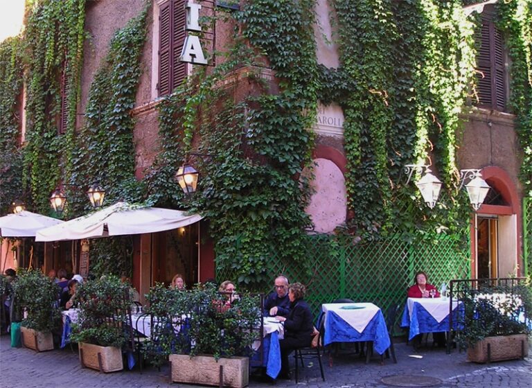 New Year's Eve Dinner at €75 per person in Trastevere 2 Restaurant Alle Fratte di Trastevere 2 768x560