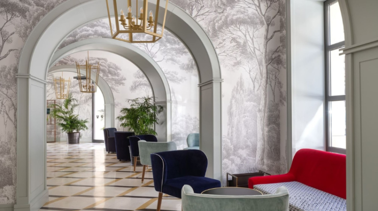 6 Rome Expats International social exchange Tuesday April 15 2025 Rooftop of UNAHOTELS Trastevere Roma 768x429