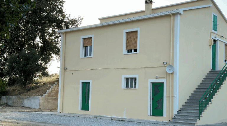 Valle del sole - Country home Rental in Atri, Abruzzo | Short & Medium Stays 25 13 Vineyard Rental in Valle del Sole Abruzzo expatslivinginrome.com 768x429