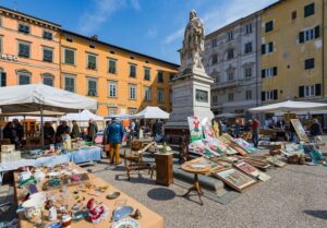 Italy’s Must-Visit Antiques Markets 123
