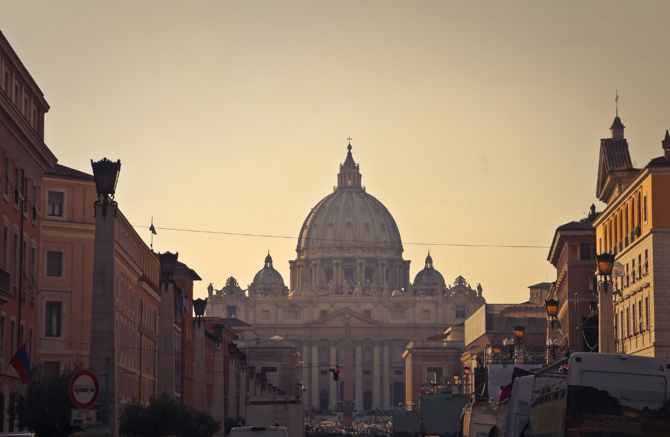 Your Guide to Navigating Rome During the 2025 Jubilee: Tips for Expats and Visitors 1