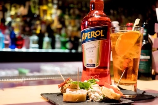 The Aperitivo Culture in Italy 1